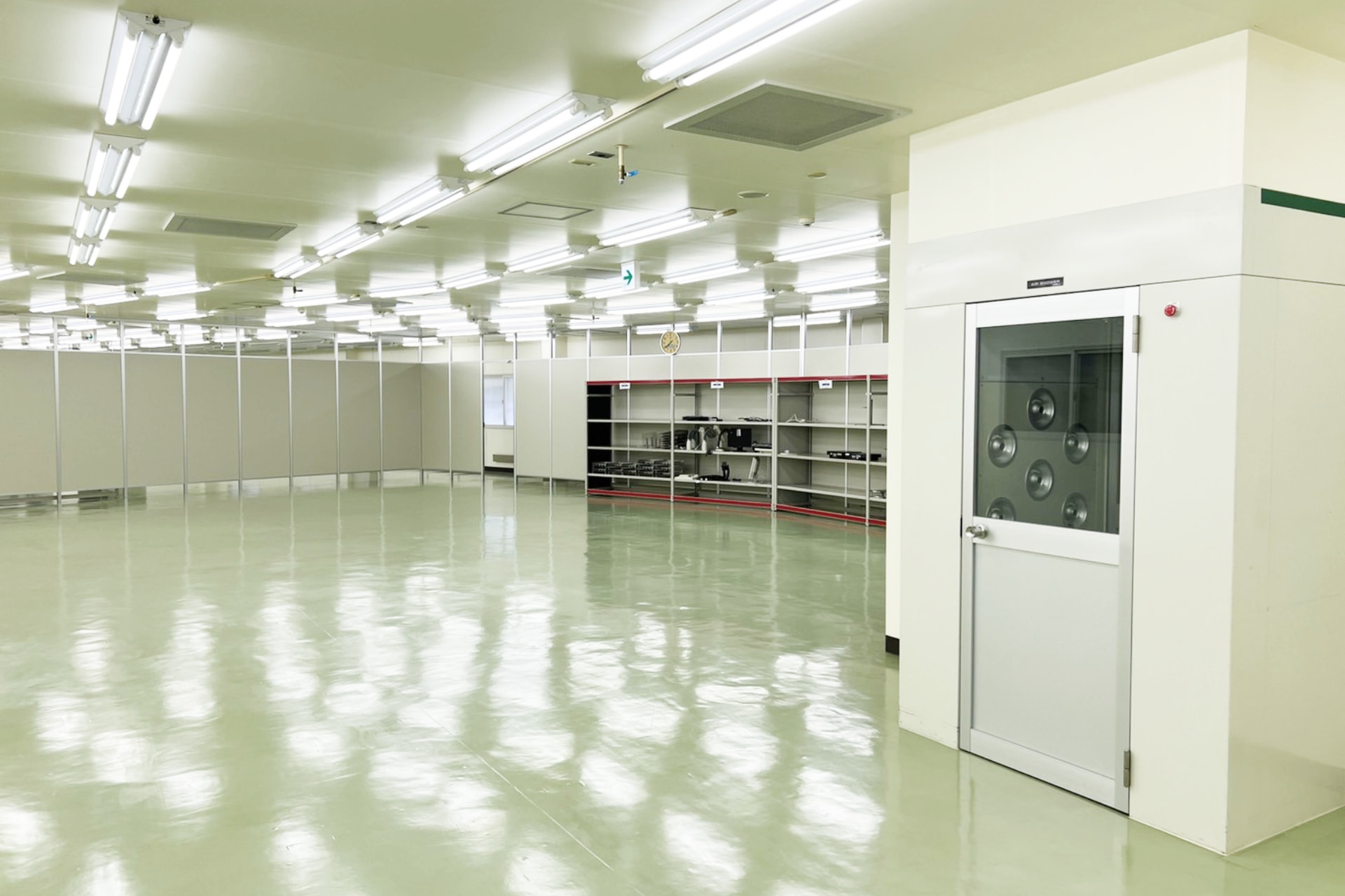 Semiconductor mass production test line - clean room 437㎡ class 10,000